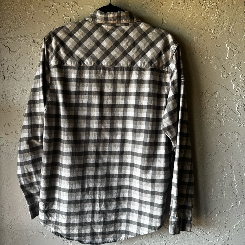 Helly Hansen Gray Casual Button Down Shirt Size M… - image 2